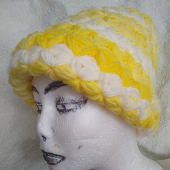 Jasmine stich handmade cozy hat - Picture 4 of 16